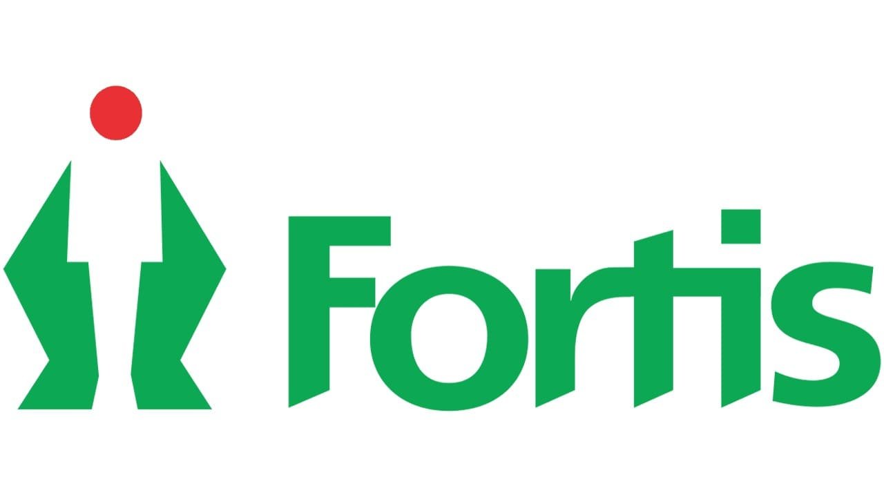 Fortis Hospital Anandapur Removes Giant 1.41 kg Fibroid in 51-Year-Old Woman Who Had Been Battling Severe Anaemia for Six Months Through Advanced Robotic Surgery