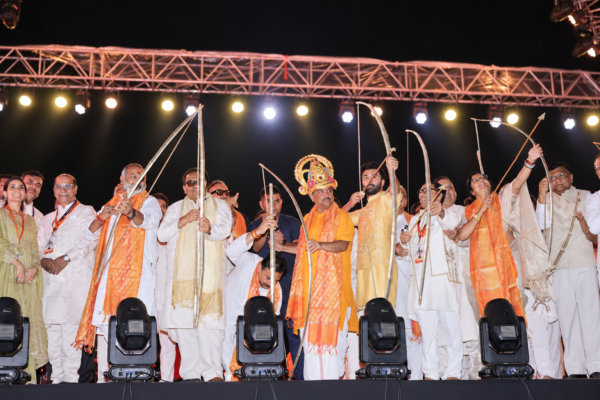 Salt Lake Sanskritik Sansad Hosts India’s Grand Dussehra Celebration, Welcomes ‘Ramayana’ Team to Kolkata’s Festive Spectacle